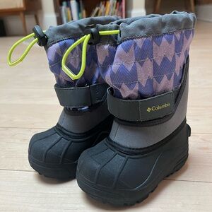 EUC Columbia Toddler Snow Boots - 7T